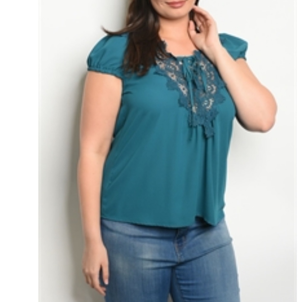 Ladies plus size top